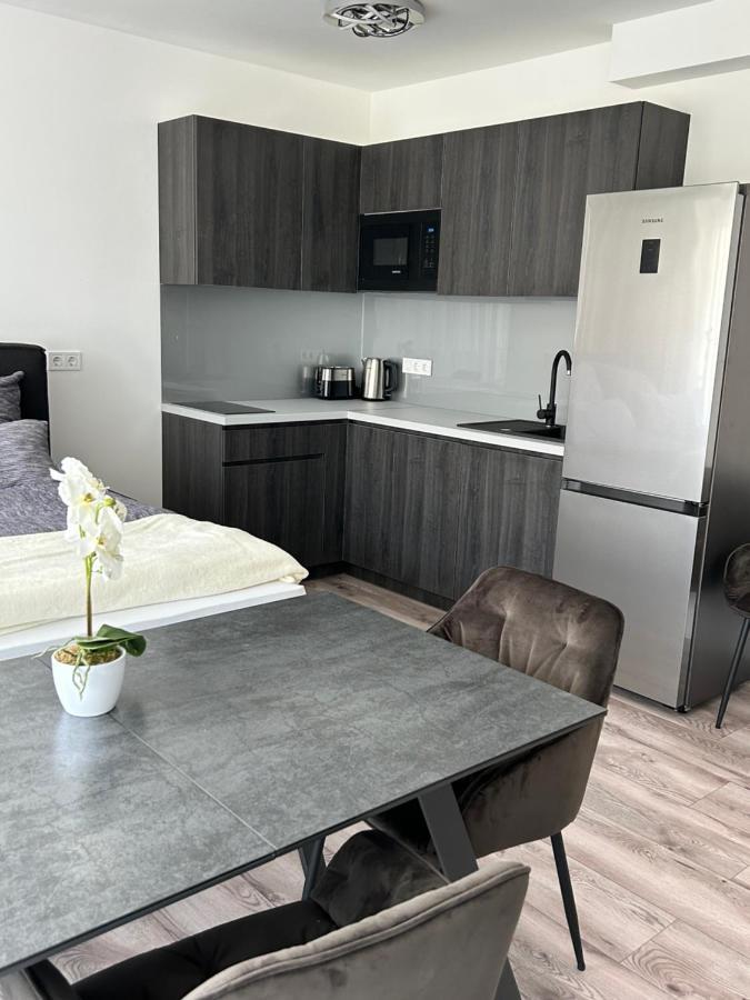 Villa Bauhaus Dream Deluxe T Siófok Exteriör bild